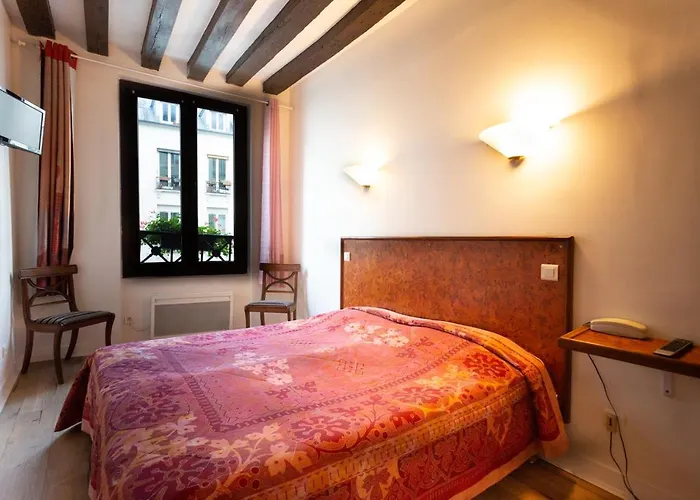 De Bourgogne Lägenhetshotell 3*
