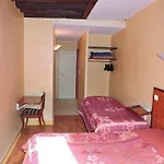De Bourgogne Apartmanhotel 3*