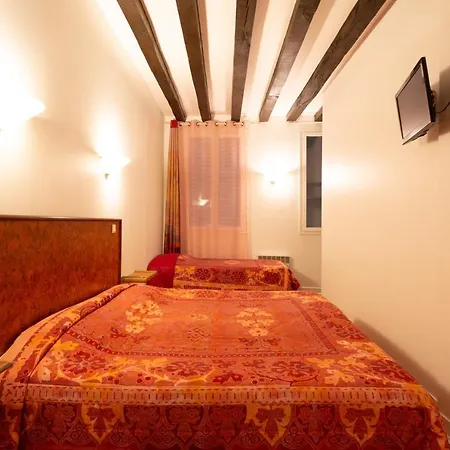 De Bourgogne Lejlighedshotel 3*