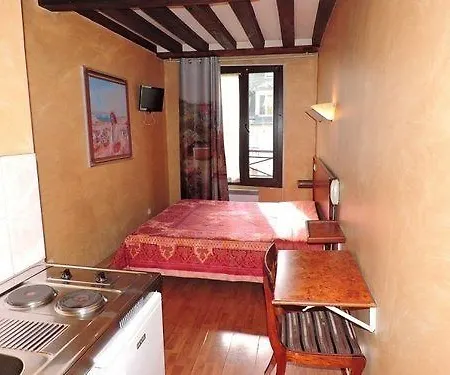De Bourgogne Apartmanhotel Párizs