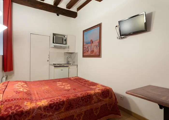 Résidence De Bourgogne 3*