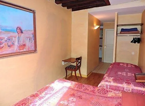 De Bourgogne Aparthotel Parijs